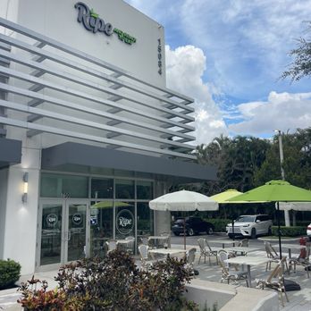 Ripe Delray - Outside of restaurant - Gluten-Free Near Me - Delray Beach, Florida Ripe Delray - Outside of restaurant - Gluten-Free Near Me - Delray Beach, Florida