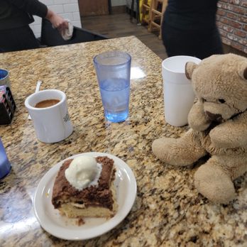 Carolyn's Cafe - Coffee cake - Breakfast & Brunch Near Me - Redlands, California