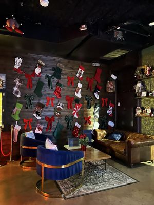 Hoot & Annie by null