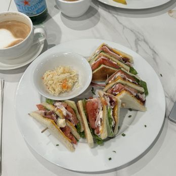 Kleinburg Kafé - Delicious Turkey BLT - Cafes Near Me - Kleinburg, Ontario Kleinburg Kafé - Delicious Turkey BLT - Cafes Near Me - Kleinburg, Ontario
