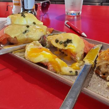 Early Bird - Ankeny - SALMON BENEDICT - Breakfast & Brunch Near Me - Ankeny, Iowa