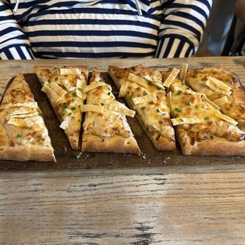 Union Straw - Crab Rangoon Flatbread - New American Near Me - Foxborough, Massachusetts Union Straw - Crab Rangoon Flatbread - New American Near Me - Foxborough, Massachusetts