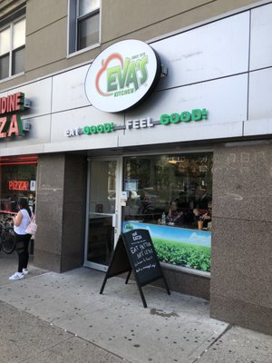 Eva's Kitchen by null