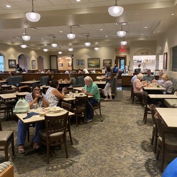 Cleburne Cafeteria - American Near Me - Houston, Texas