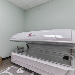 Top Shape Fitness SPB - Full Spectrum Light Bed - 12 minute sessions