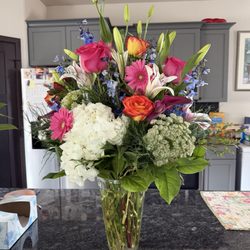 Fancies Flowers & Gifts