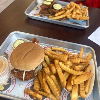 Al's Hot Chicken - Halal Near Me - San Fernando Valley, California Al's Hot Chicken - Halal Near Me - San Fernando Valley, California