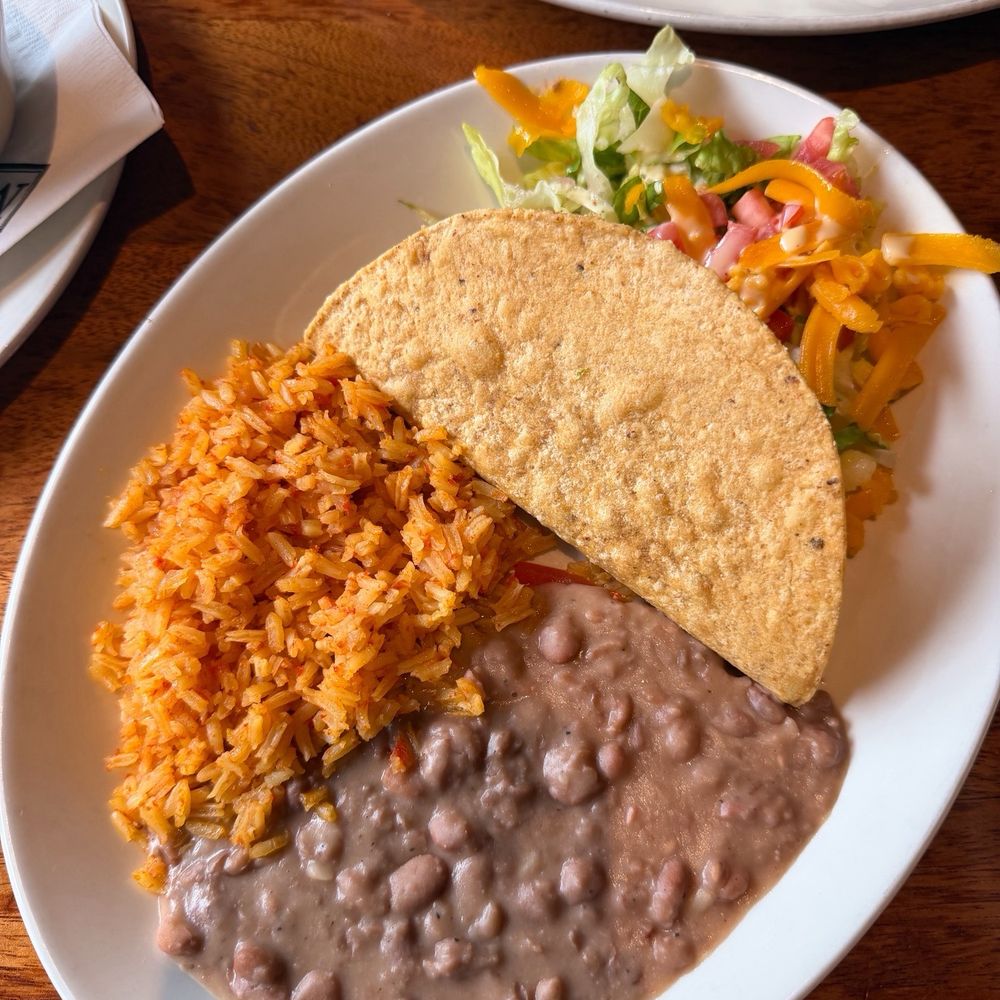 Mi Cocina - Taco that goes with the platter - Mexican Near Me - Rockwall, Texas Mi Cocina - Taco that goes with the platter - Mexican Near Me - Rockwall, Texas