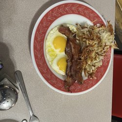 2 egg-bacon hash brown