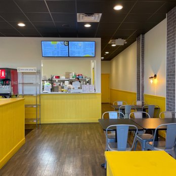 Pasta di Guy - the inside of a restaurant - Italian Near Me - Wesley Chapel, Florida