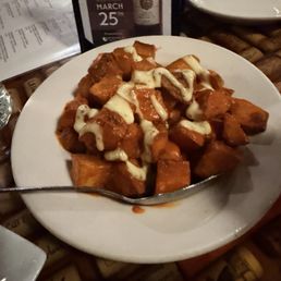 Potatoes bravas