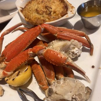 Frigate's Waterfront Bar & Grill - Crab legs - Seafood Near Me - North Palm Beach, Florida Frigate's Waterfront Bar & Grill - Crab legs - Seafood Near Me - North Palm Beach, Florida