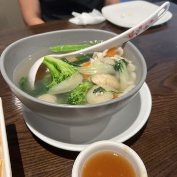 Mr.  Chef's - Cantonese Near Me - Aventura, Florida