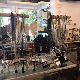 Jewelry bar Jewelry bar
