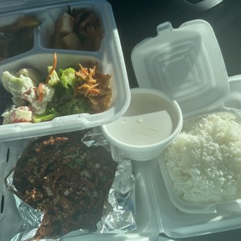 Norfolk Garden - Pork Bulgogi, fresh steamed rice, kimchi and all the usual extra sides that come with the Bulgogi but more - Korean Near Me - Norfolk, Virginia Norfolk Garden - Pork Bulgogi, fresh steamed rice, kimchi and all the usual extra sides that come with the Bulgogi but more - Korean Near Me - Norfolk, Virginia