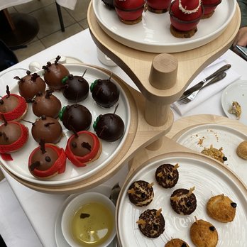 Dominique Ansel Bakery - Bakeries Near Me - Victoria, XGL