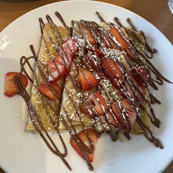 Brunch At Lili's - Strawberry Swedes - Breakfast & Brunch Near Me - Frisco, Texas Brunch At Lili's - Strawberry Swedes - Breakfast & Brunch Near Me - Frisco, Texas