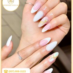 Burberry Nails 88