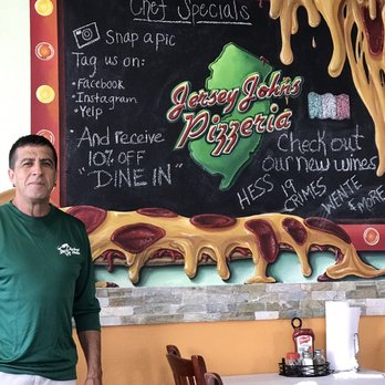 Donna Sarah - Pizza and wings - Pizza Near Me - Cooper City, Florida