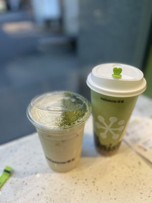 NaiSnow Tea and Bakery Flushing by null