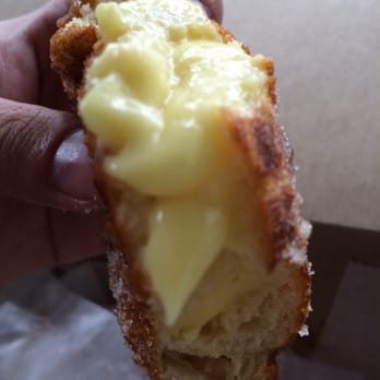 Leonard's Bakery - Banana (Dec "flavor of the month"). - Bakeries Near Me - Honolulu, Hawaii Leonard's Bakery - Banana (Dec "flavor of the month"). - Bakeries Near Me - Honolulu, Hawaii