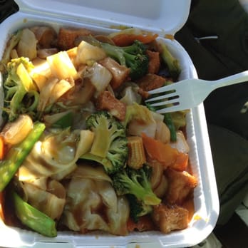 Hunan Chinese Restaurant - Tofu and vegetables made-to-order. It's not on the menu so just ask - Chinese Near Me - McAlester, Oklahoma Hunan Chinese Restaurant - Tofu and vegetables made-to-order. It's not on the menu so just ask - Chinese Near Me - McAlester, Oklahoma
