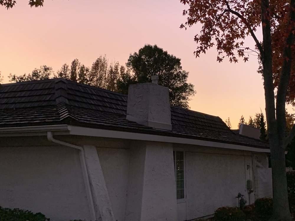 Slide of Crowne Roofing