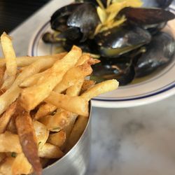 Manita - Mussels and frites