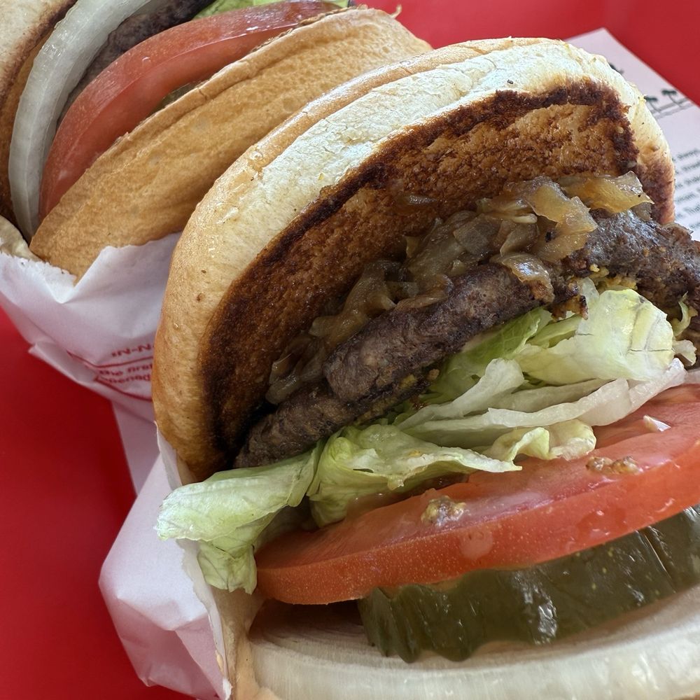 Hamburger (Animal style) extra raw onions and extra pickles