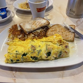 Moonlite Diner - Build your own omellette - Diners Near Me - Hollywood, Florida