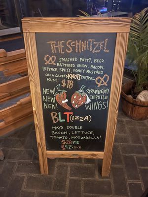 Night Owl Pizza & Drinks Scottsdale by null