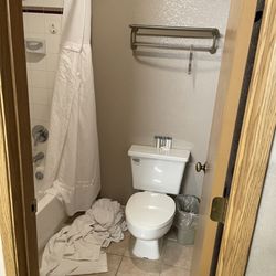 Shilo Inns - Yuma - Two days with no room service