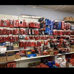 R & R Public Wholesalers - Large assortment of Lisle tools