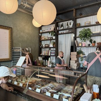 Del Sur Bakery & Cafe - Filipino Near Me - Chicago, Illinois Del Sur Bakery & Cafe - Filipino Near Me - Chicago, Illinois