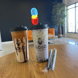 Taro and black milk tea Taro and black milk tea