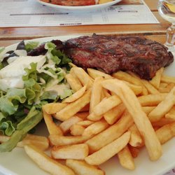 Base de Loisirs à Jonzac - Entrecôte frites