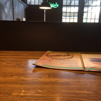 DINX - Dinx - Sports Bars Near Me - Northeim, NI
