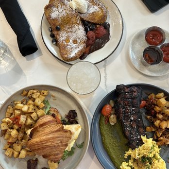 The Great Commoner - Breakfast & Brunch Near Me - Dearborn, Michigan The Great Commoner - Breakfast & Brunch Near Me - Dearborn, Michigan