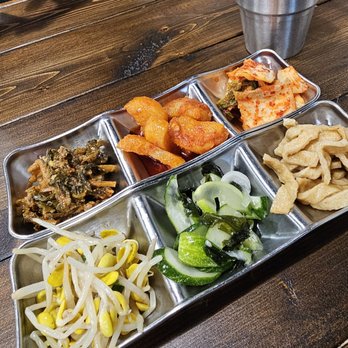 Mama's Kitchen Korean Restaurant of Frisco 한식 & 반찬 전문점 - Banchan on this rainy Mother's Day, 5/12/24. - Korean Near Me - Frisco, Texas Mama's Kitchen Korean Restaurant of Frisco 한식 & 반찬 전문점 - Banchan on this rainy Mother's Day, 5/12/24. - Korean Near Me - Frisco, Texas