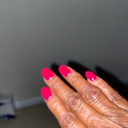 Hollywood Nails