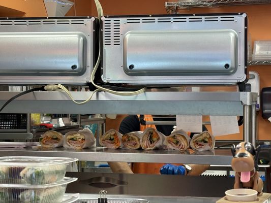 Bánh Mì Cô Út 2 by null