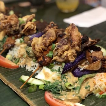 Casa Manila - Filipino Near Me - Toronto, Ontario