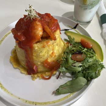 Awacates - Mofongo con camarones - Spanish Near Me - Cayey, Puerto Rico Awacates - Mofongo con camarones - Spanish Near Me - Cayey, Puerto Rico