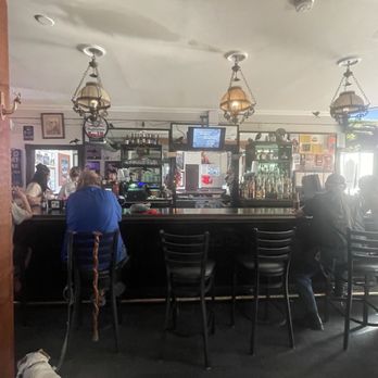 The Crow Bar & Deli - The bar - Dive Bars Near Me - St. Louis, Missouri