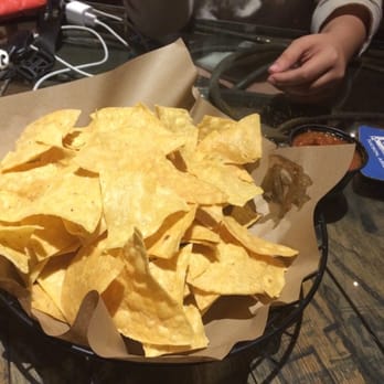 Gentle Ben’s - Chips and salsa were hard, crunchy, old, and salsa was bland. Not a hit in my book - Breweries Near Me - Tucson, Arizona