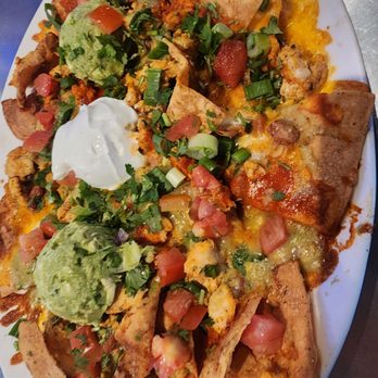 Yard House - Happy hour nachos... good - Bars Near Me - Fresno, California Yard House - Happy hour nachos... good - Bars Near Me - Fresno, California