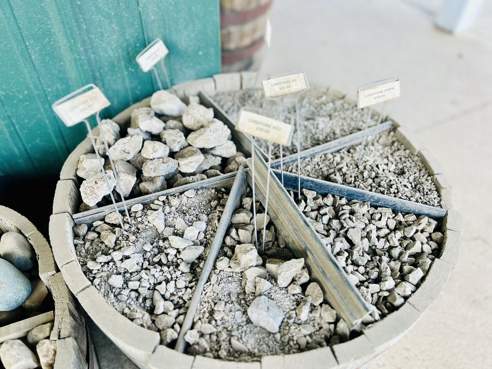 BUESCHING’S PEAT MOSS & MULCH Updated October 2024 10 Photos 9134