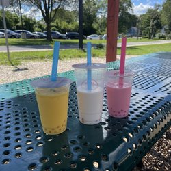 Union Cajun Seafood & Wings - Bubble tea: mango, coconut, strawberry
