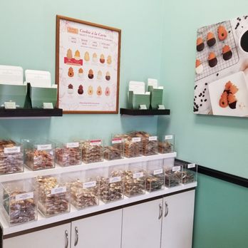 Honolulu Cookie Company - Pack your own box - Bakeries Near Me - Honolulu, Hawaii Honolulu Cookie Company - Pack your own box - Bakeries Near Me - Honolulu, Hawaii