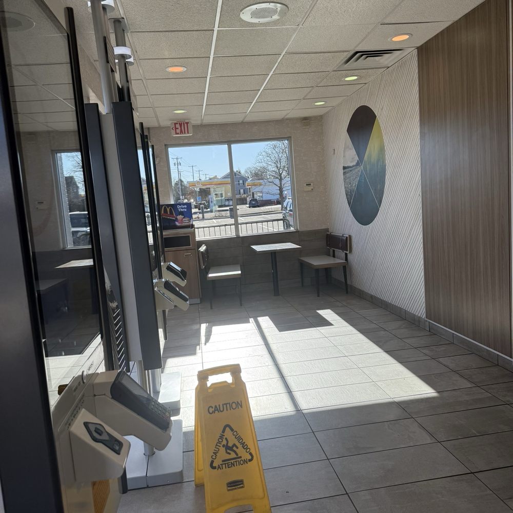 McDonald's - Fast Food Near Me - Salem, Massachusetts McDonald's - Fast Food Near Me - Salem, Massachusetts